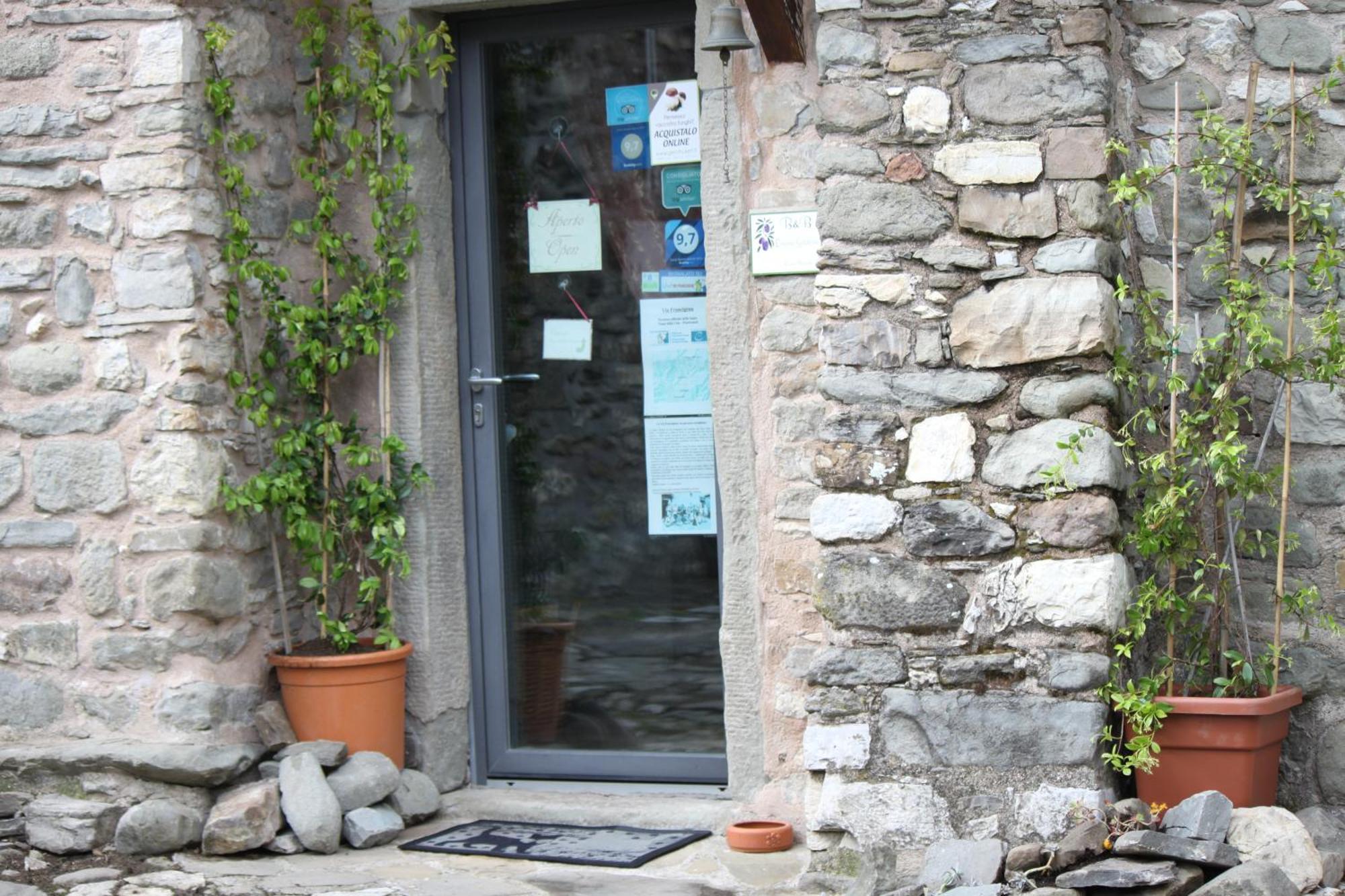 Eremo Gioioso Villa ปอนเตรโมลิ ภายนอก รูปภาพ